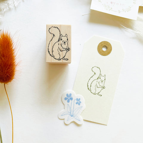 Hutte Paper Works Rubber Stamp - Squirrel
