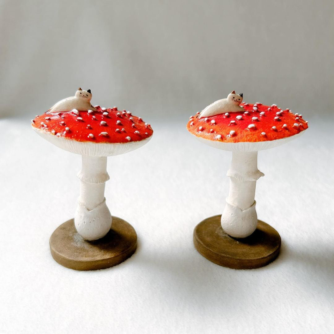 Midori Nasu Ceramic Figure - Large Mushroom – niconeco zakkaya