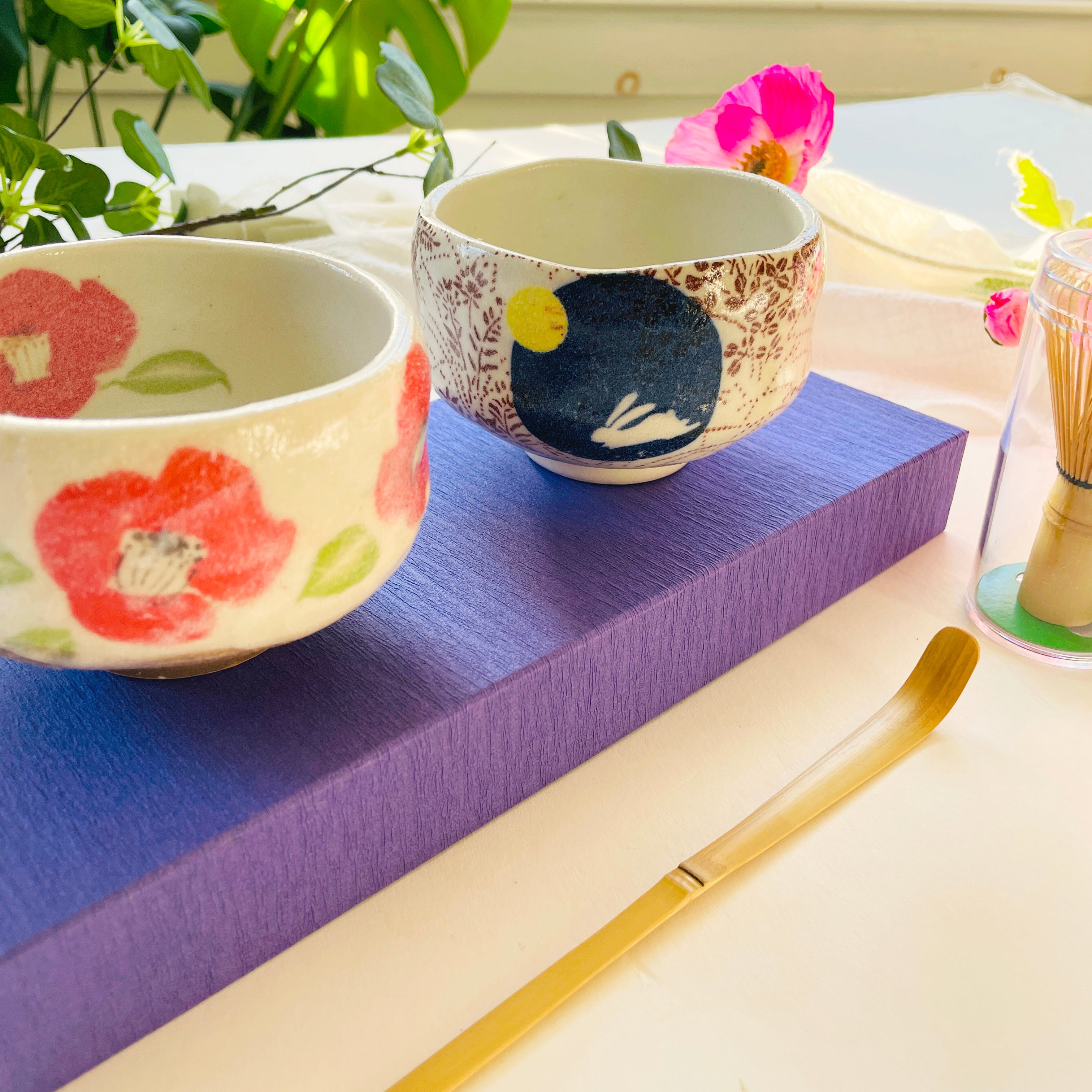 Matcha Bowl Gift Set - Camellia and Moon Rabbit – niconeco zakkaya