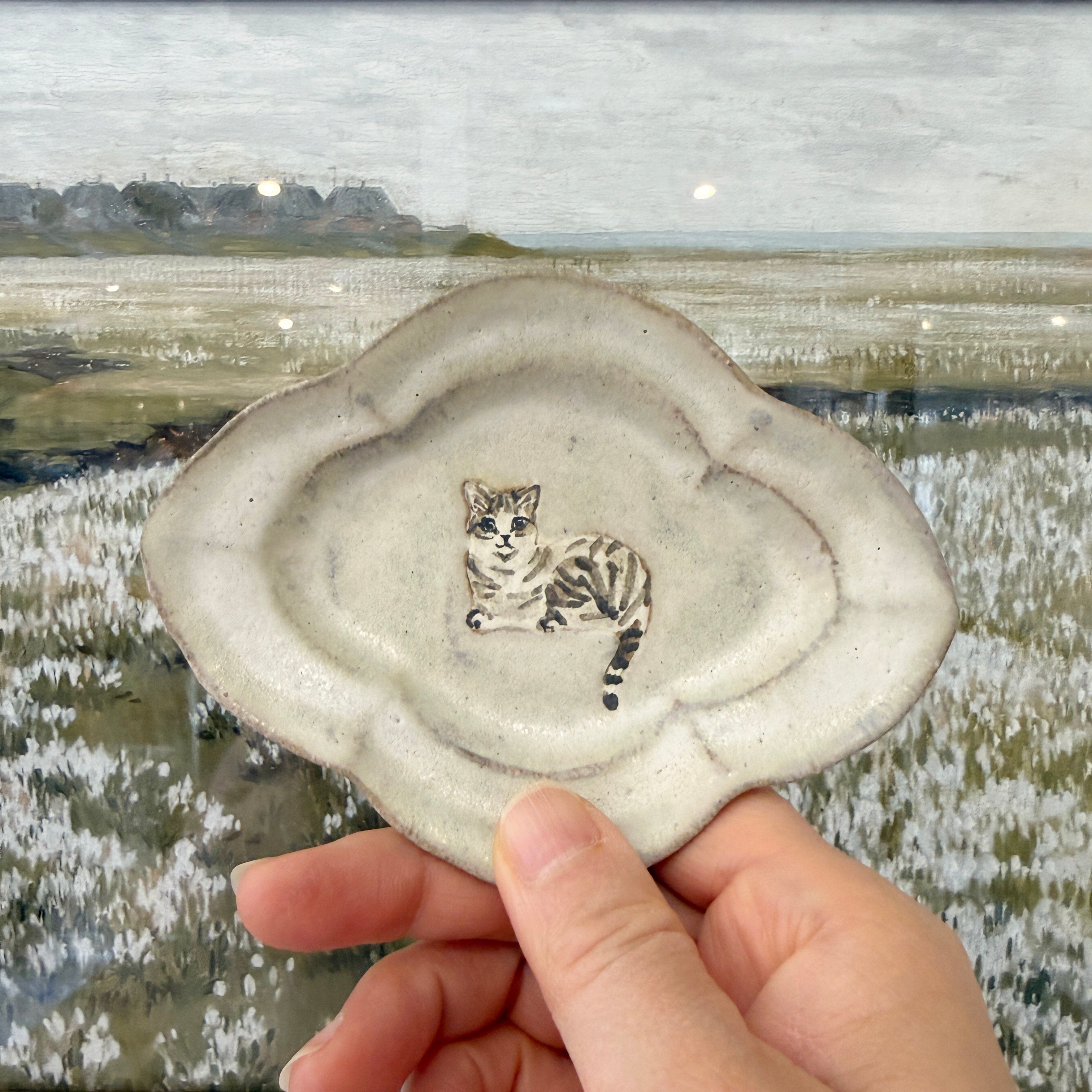 acne pottery studio 白ネコ　壁掛け　一名様のみ Acne Pottering Studio – niconeco zakkaya