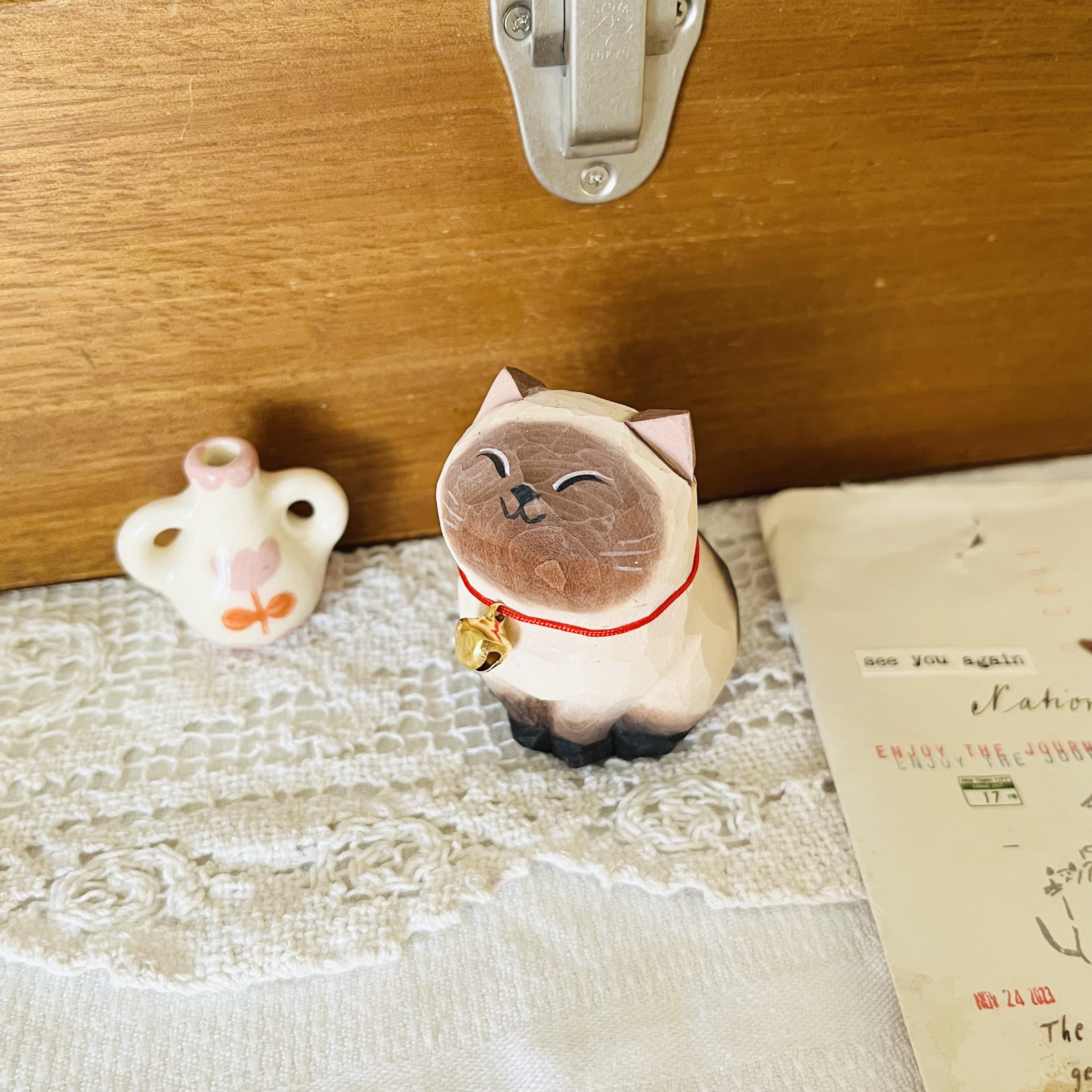 Gohobi Handcrafted Large Wooden Cat Ornament - Siamese – niconeco