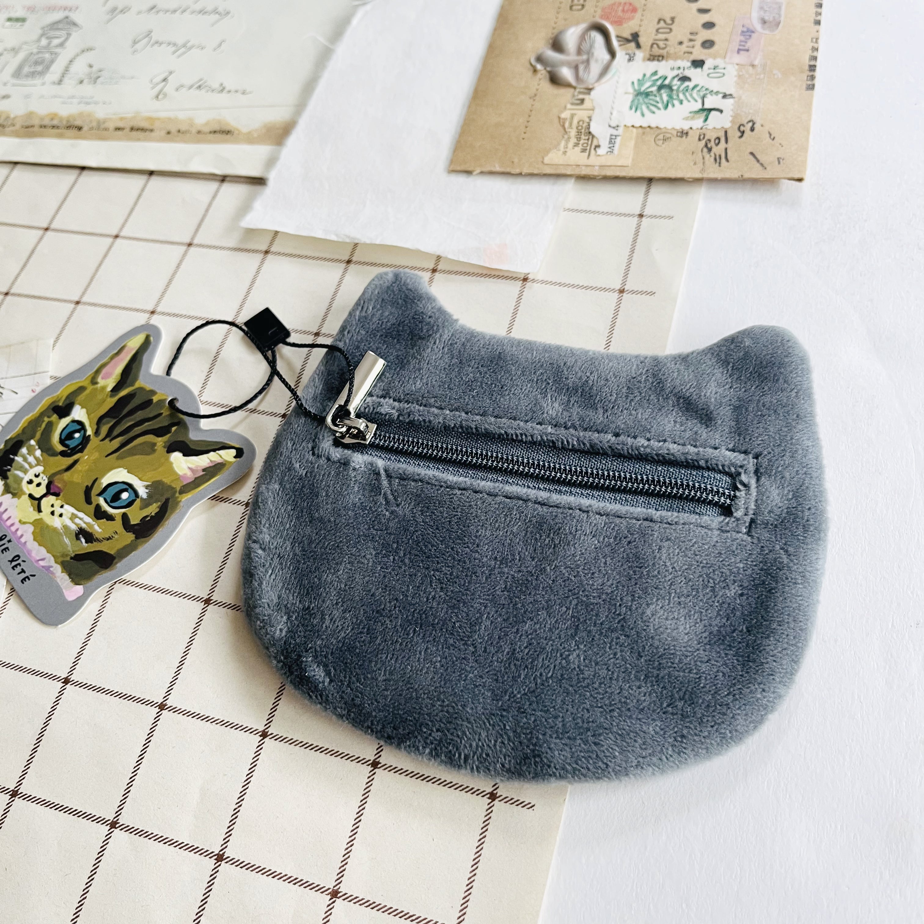 Nathalie Lété Embroidered Pouch - Gray Cat – niconeco zakkaya