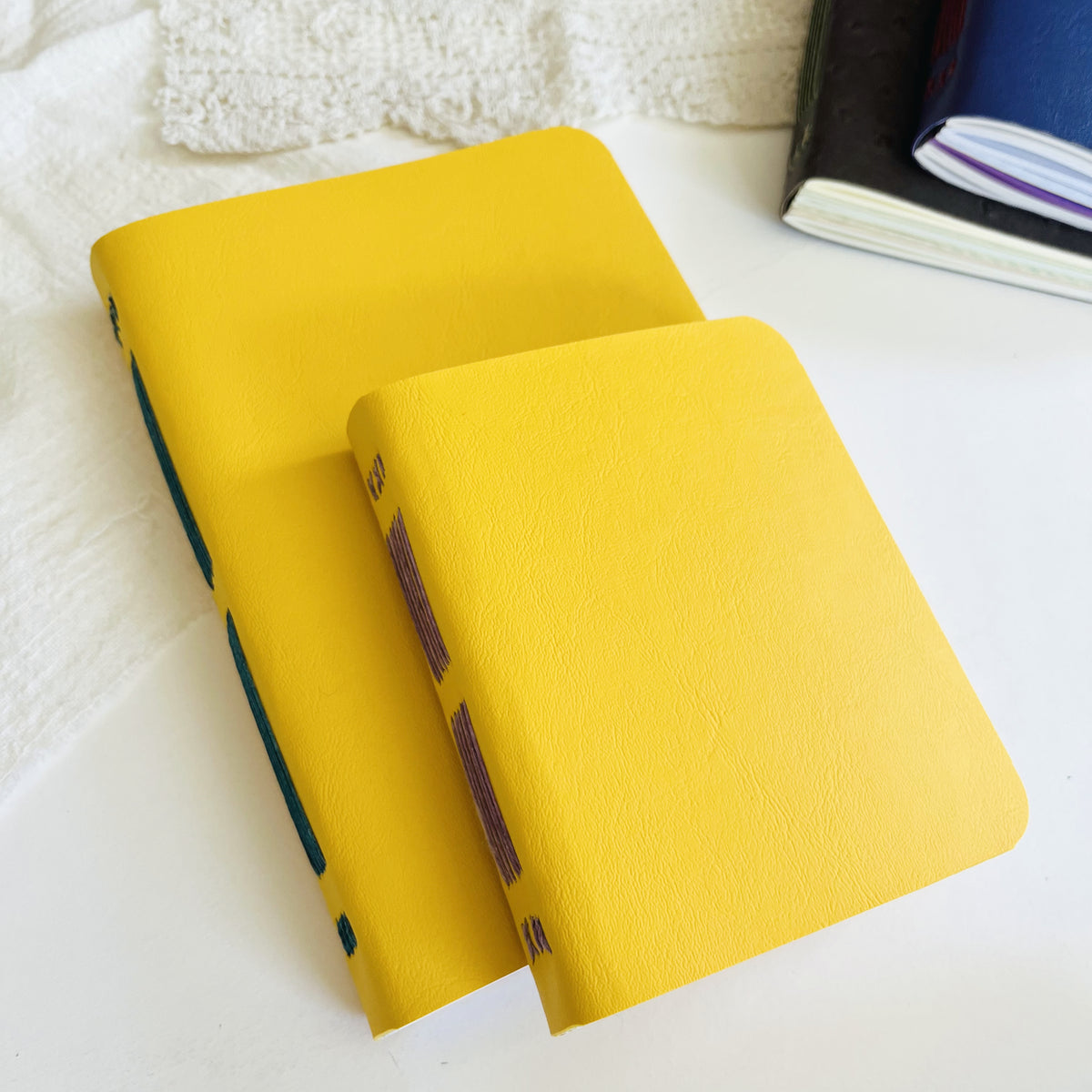Paper Chain Handsewn Notebook - Yellow – niconeco zakkaya