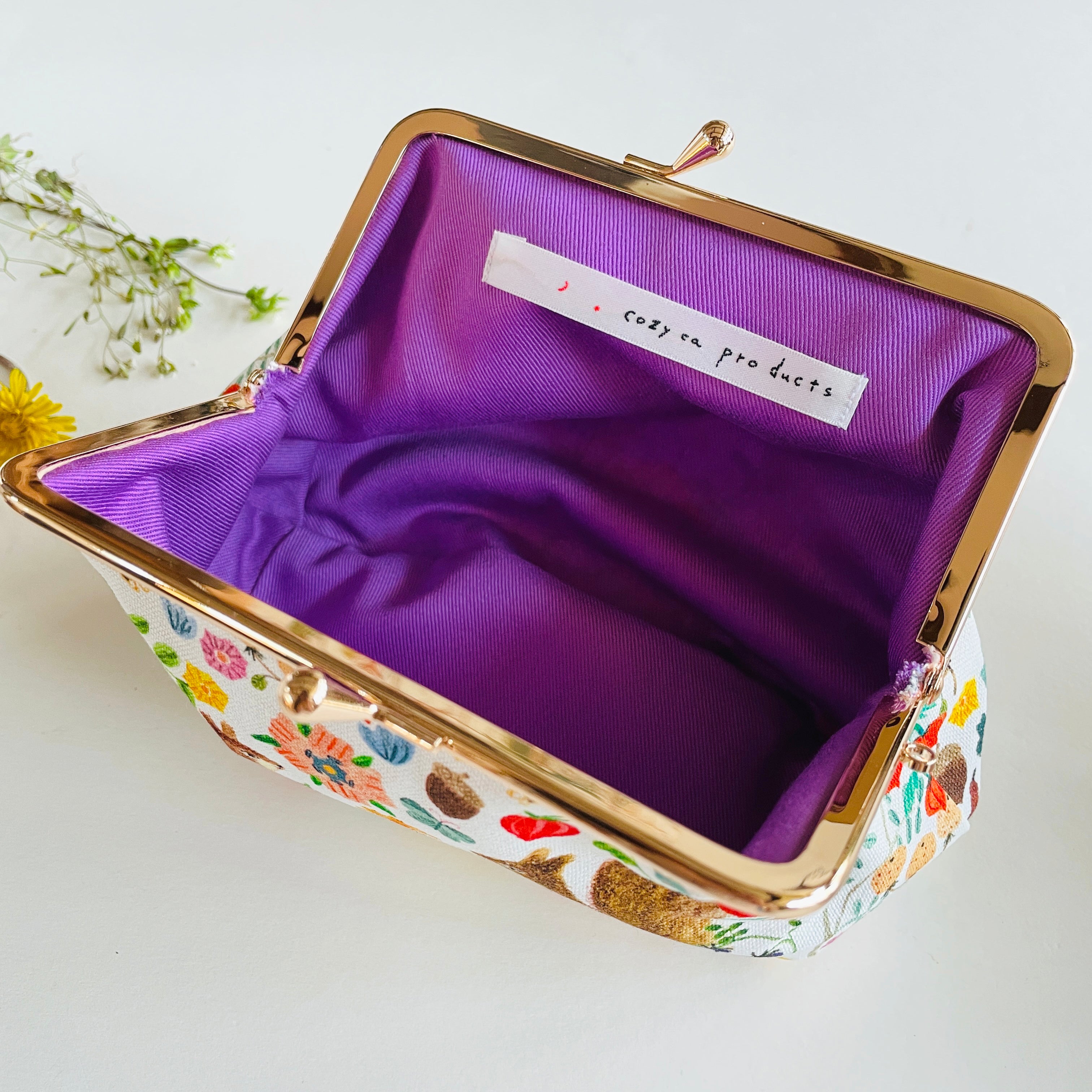 Aiko Fukawa Canvas Pouch - Bunny Garden – niconeco zakkaya